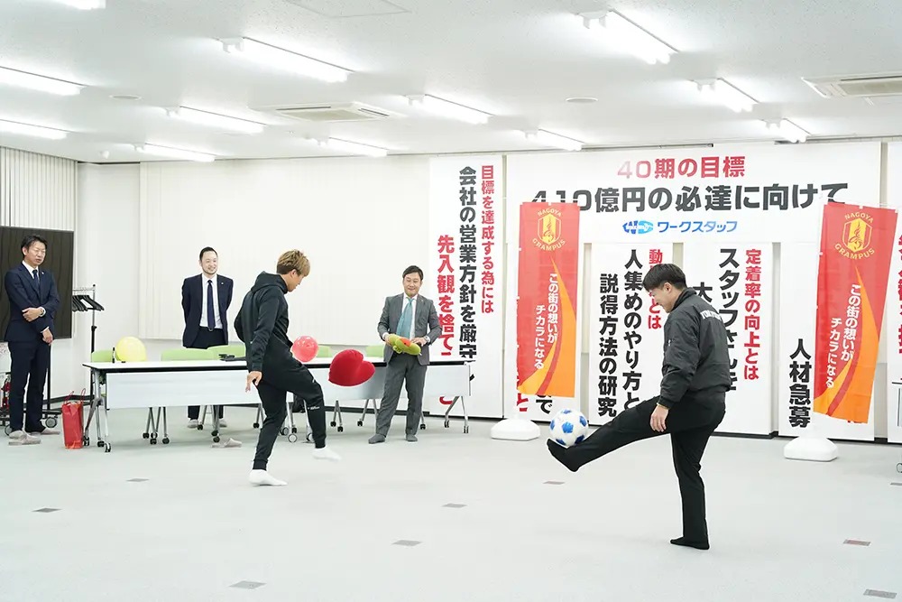 リフティング対決3